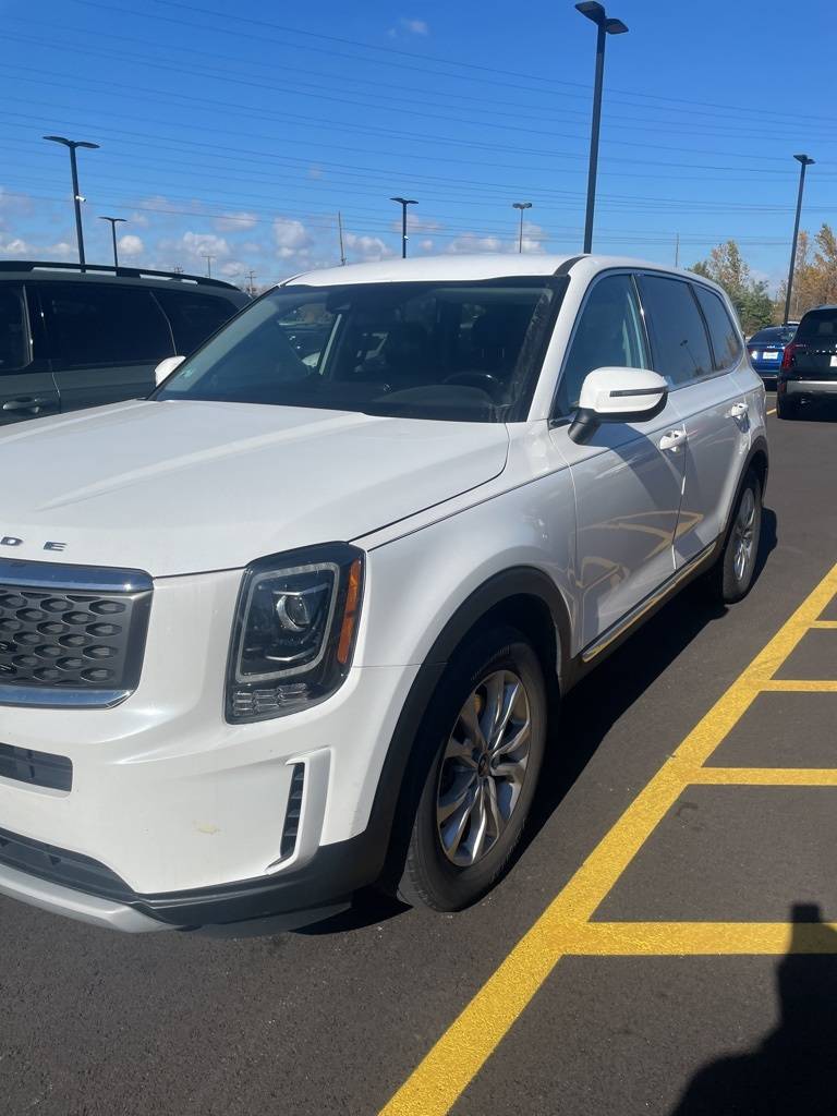 2020 Kia Telluride LX — SUV — 104,657 mi — Lansing, IL
