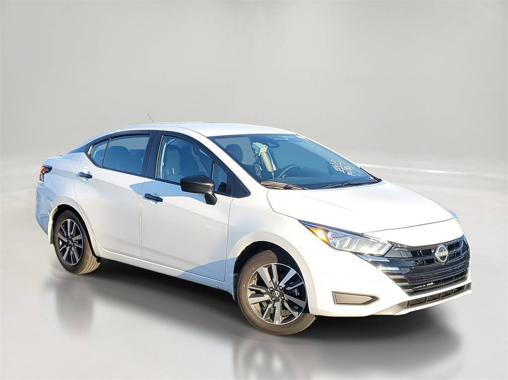 2024 Nissan Versa S — Sedan — 23,995 mi — Lansing, IL