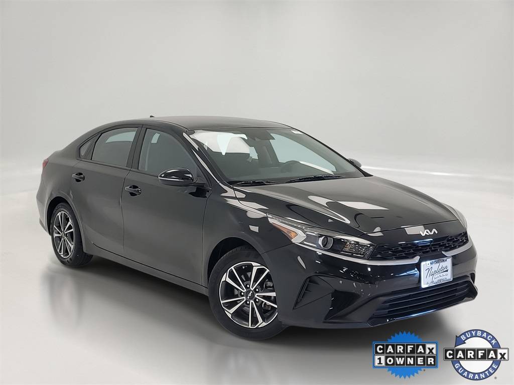 2023 Kia Forte LXS — Sedan — 15,245 mi — Lansing, IL