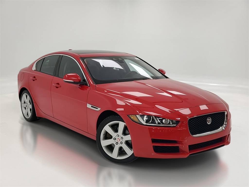 2018 Jaguar XE