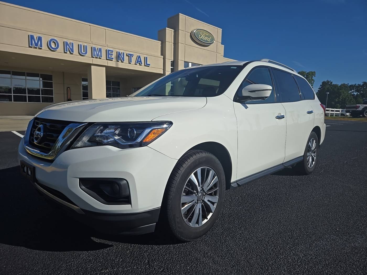 2020 Nissan Pathfinder SL — SUV — 110,521 mi — Darien, GA