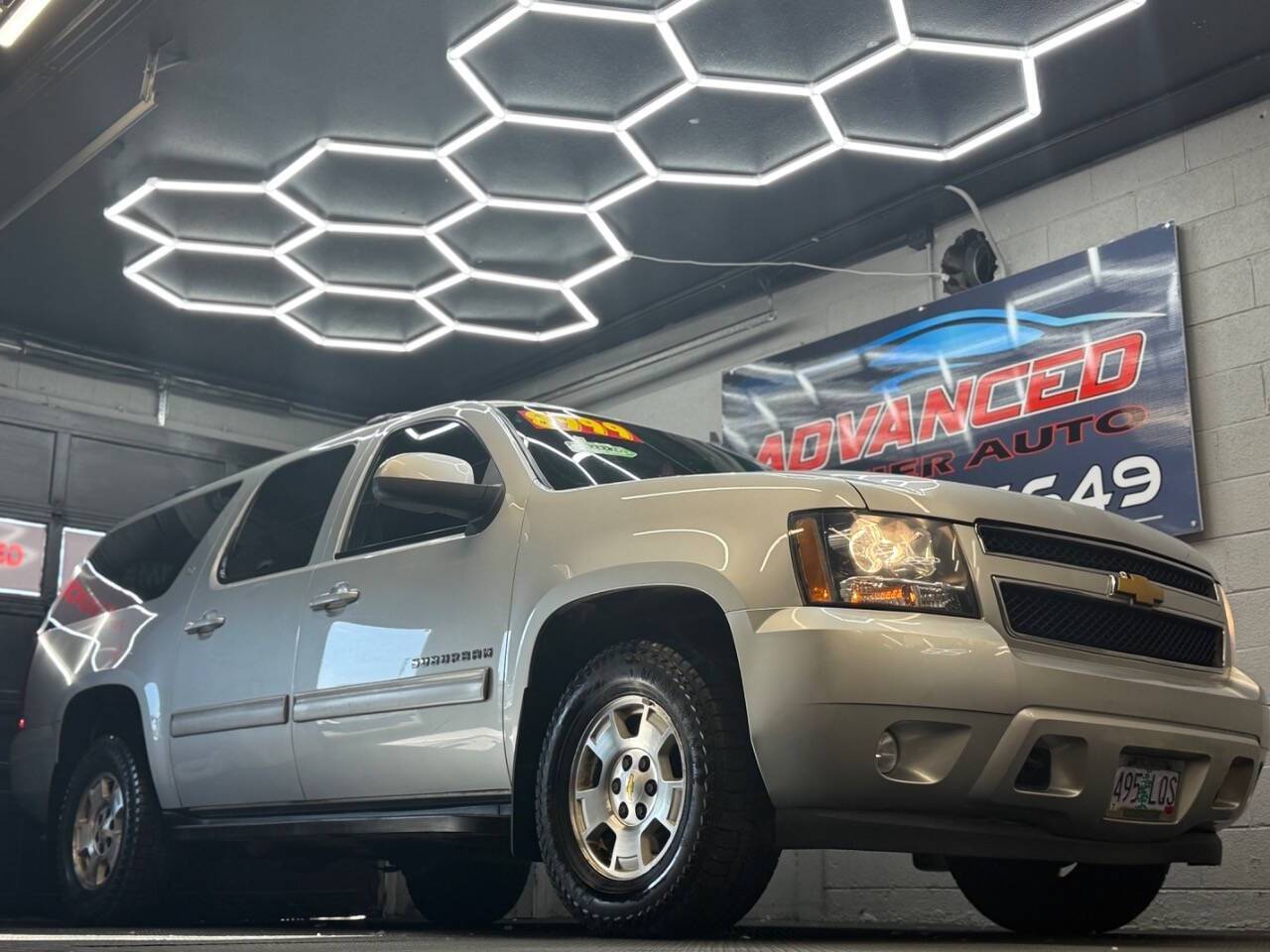 2014 Chevrolet Suburban LT — SUV — 181,000 mi — Hillsboro, OR