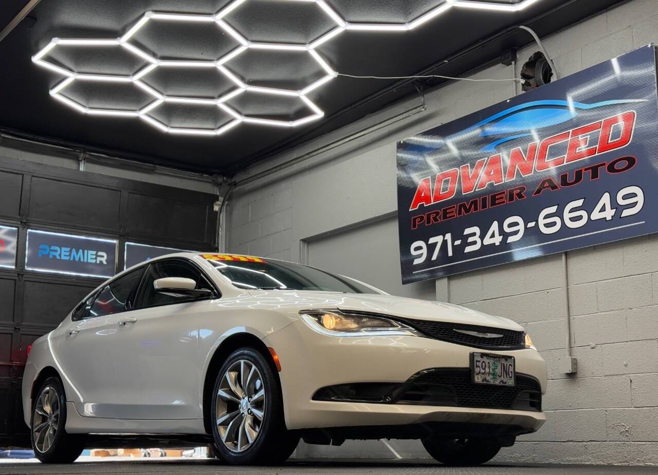 2015 Chrysler 200 S — Sedan — 149,000 mi — Hillsboro, OR