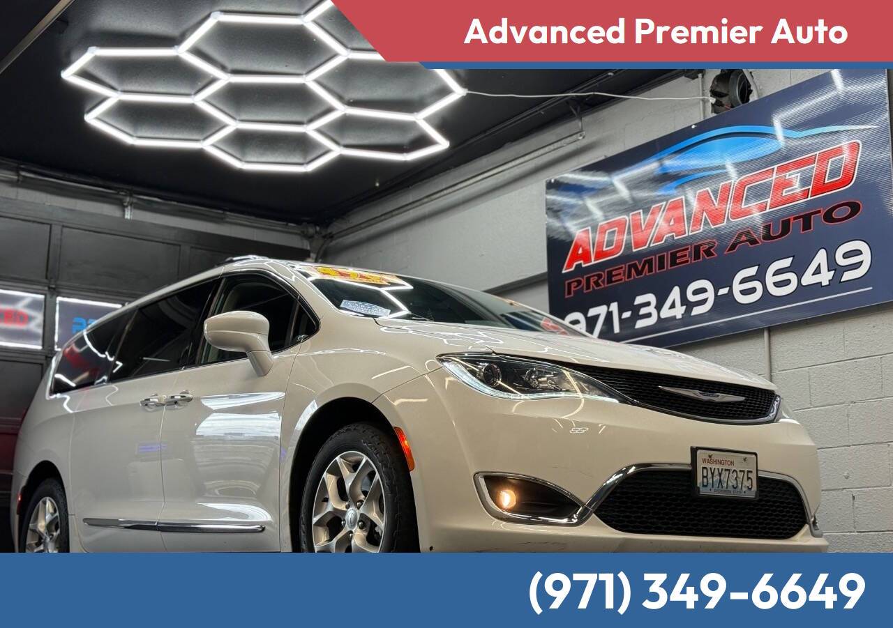 2020 Chrysler Pacifica Touring L — Minivan — 103,000 mi — Hillsboro, OR