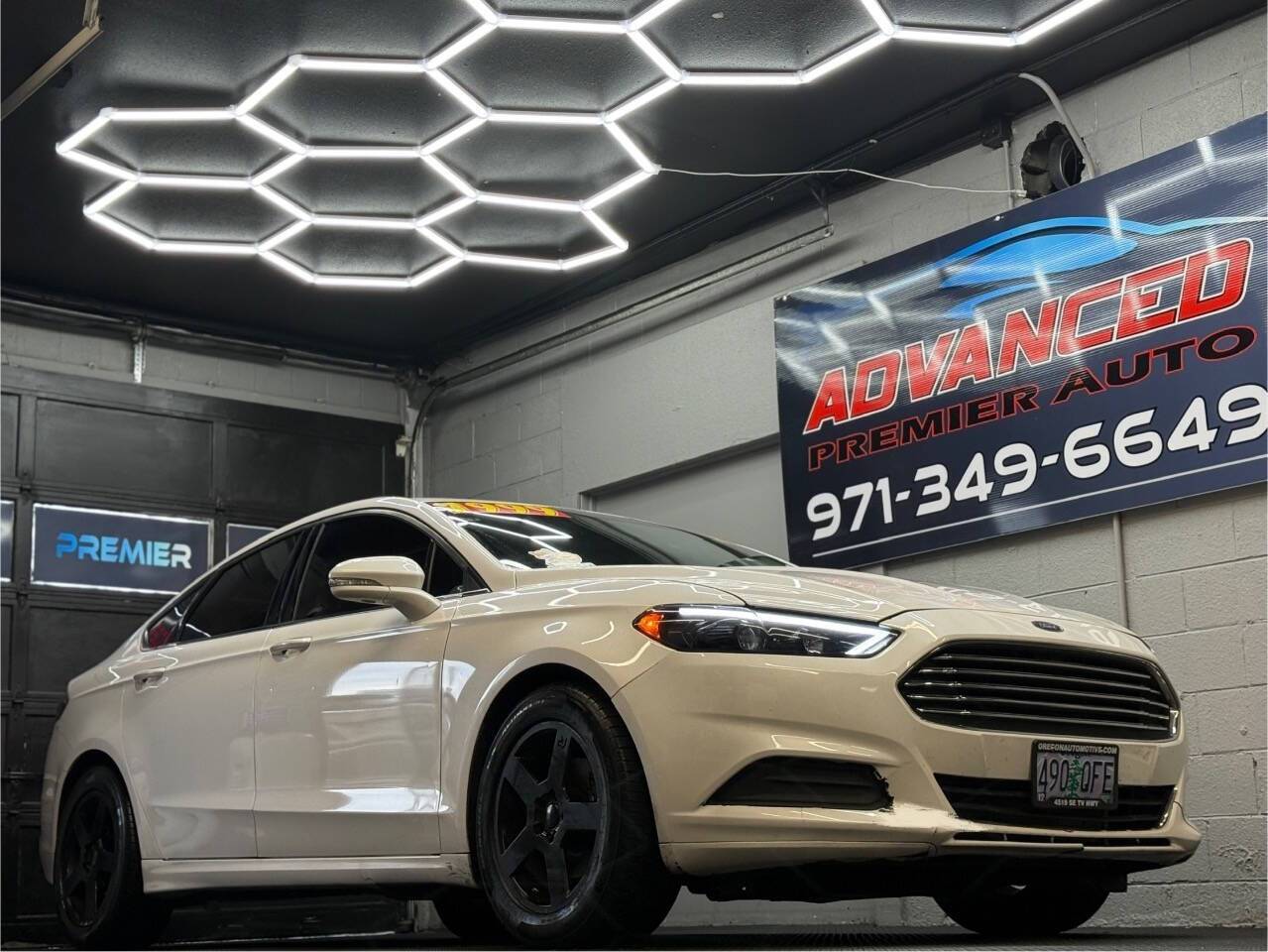 2016 Ford Fusion SE — Sedan — 129,000 mi — Hillsboro, OR