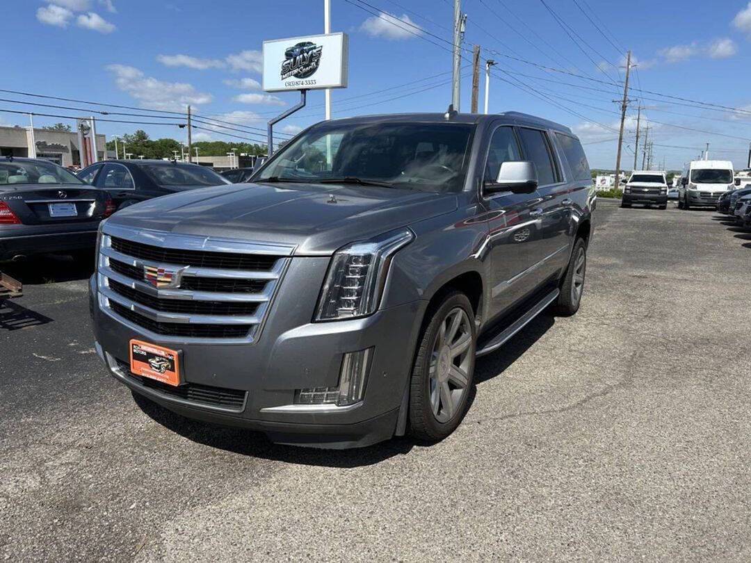 2020 Cadillac Escalade Luxury — SUV — 108,413 mi — Fairfield, OH