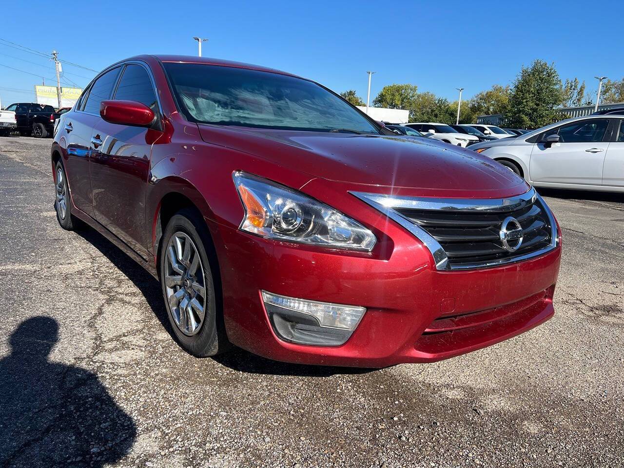 2015 Nissan Altima 2.5 S — Sedan — 181,766 mi — Fairfield, OH