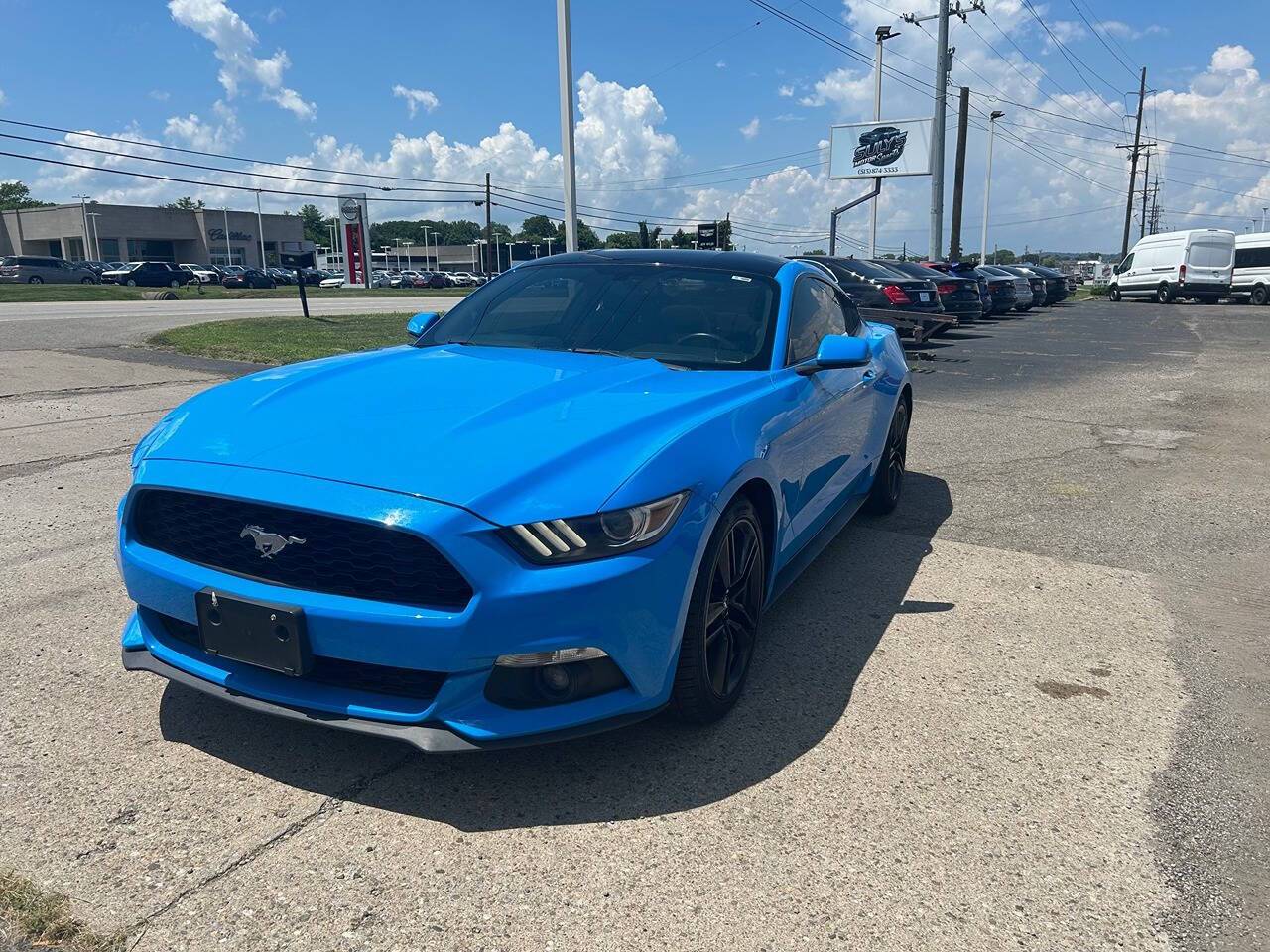 2017 Ford Mustang EcoBoost — Coupe — 40,165 mi — Fairfield, OH
