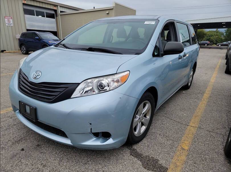 2016 Toyota Sienna L — Minivan — 36,249 mi — Fairfield, OH