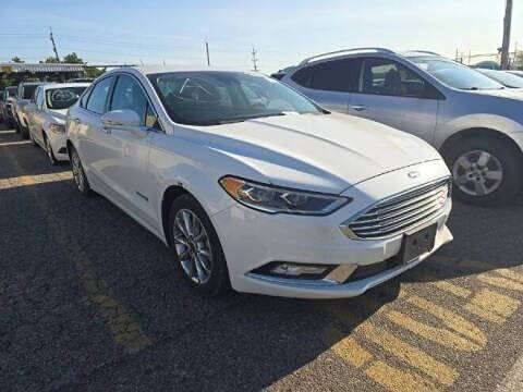 2017 Ford Fusion Hybrid SE — Sedan — 42,225 mi — Fairfield, OH