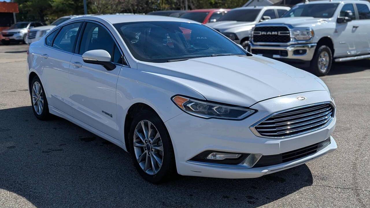 2017 Ford Fusion Hybrid SE — Sedan — 159,146 mi — Fairfield, OH
