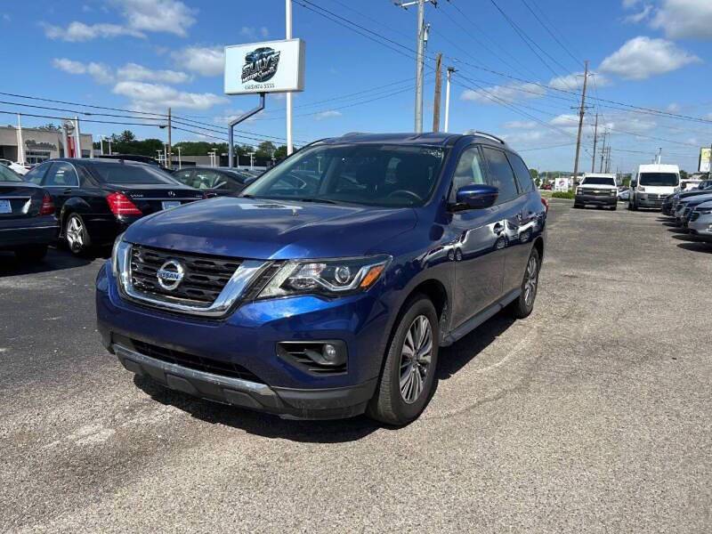 2020 Nissan Pathfinder SV — SUV — 104,349 mi — Fairfield, OH