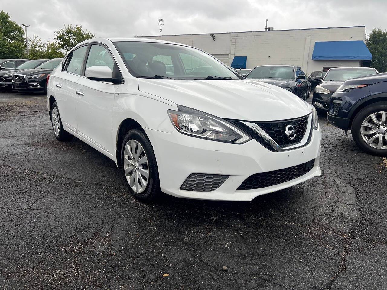 2019 Nissan Sentra S — Sedan — 98,297 mi — Fairfield, OH