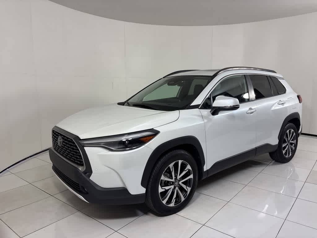 2023 Toyota Corolla Cross XLE — SUV — 13,678 mi — West Palm Beach, FL