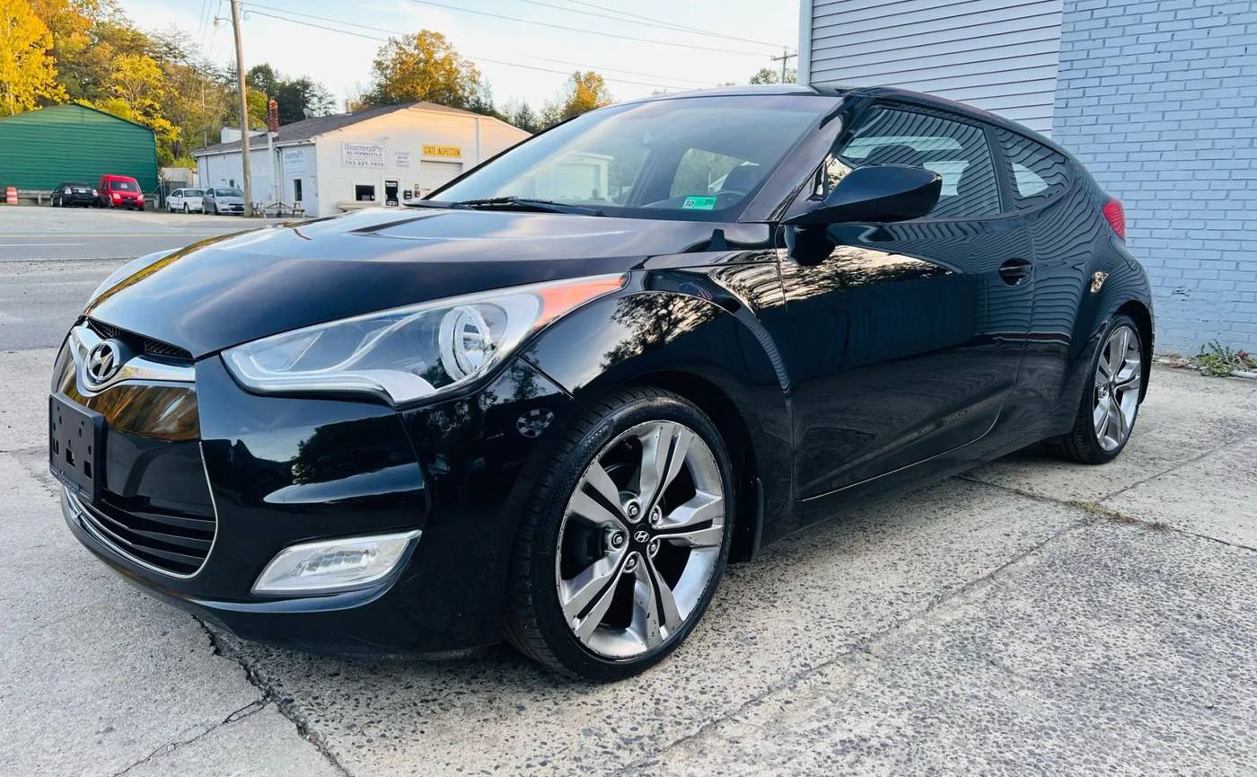 2014 Hyundai Veloster Base — Hatchback — 123,029 mi — Stafford, VA