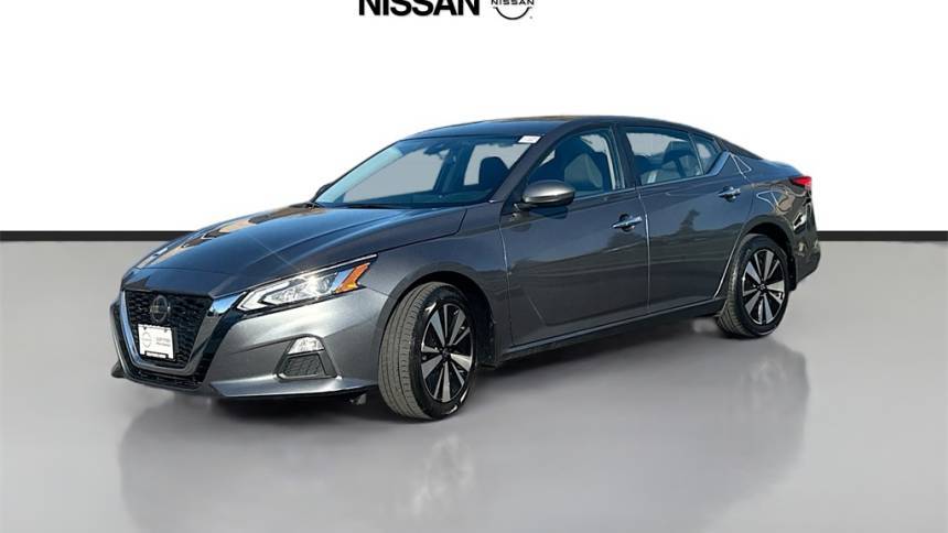 2021 Nissan Altima SV — Sedan — 26,860 mi — Eden Prairie, MN