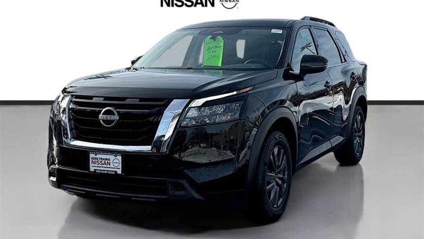 2023 Nissan Pathfinder SV — SUV — 54,593 mi — Eden Prairie, MN