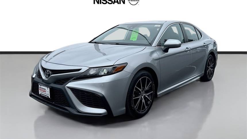 2021 Toyota Camry SE — Sedan — 55,847 mi — Eden Prairie, MN