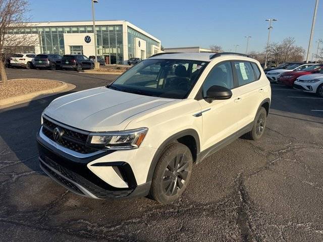 2023 Volkswagen Taos S — SUV — 15,518 mi — Lee's Summit, MO