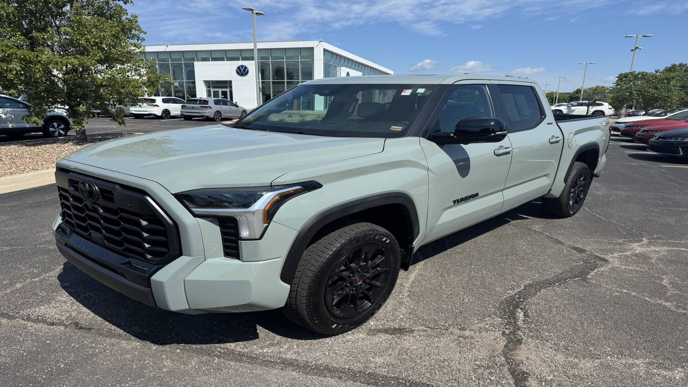 2025 Toyota Tundra Limited — Pickup Truck — 7,073 mi — Lee's Summit, MO