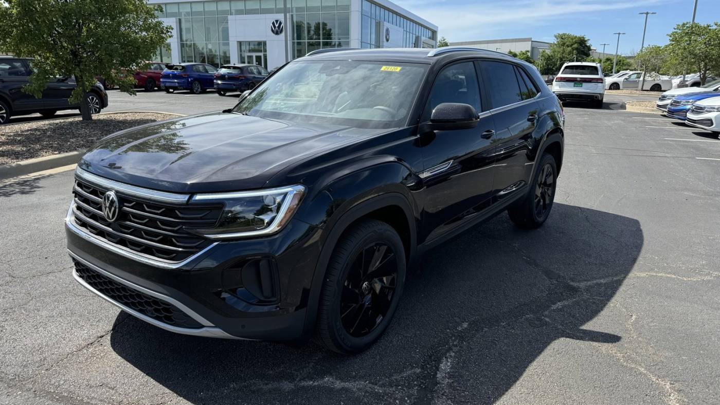 2024 Volkswagen Atlas Cross Sport SE with Technology — SUV — 21,026 mi — Lee's Summit, MO