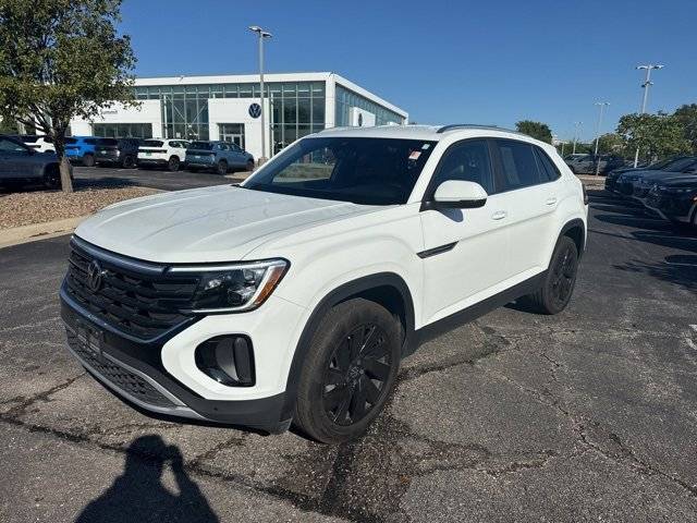 2024 Volkswagen Atlas Cross Sport SE with Technology — SUV — 23,987 mi — Lee's Summit, MO