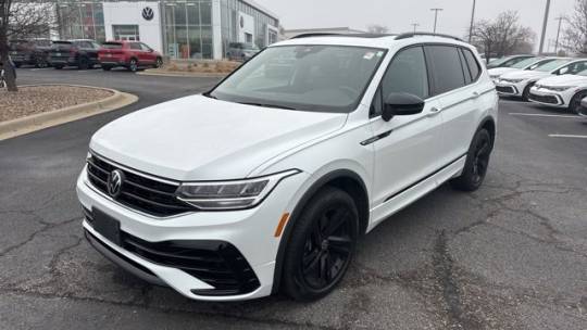 2023 Volkswagen Tiguan SE R-Line Black — SUV — 28,081 mi — Lee's Summit, MO