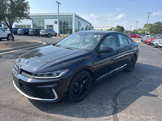 2025 Volkswagen Jetta SE — Sedan — 6,064 mi — Lee's Summit, MO