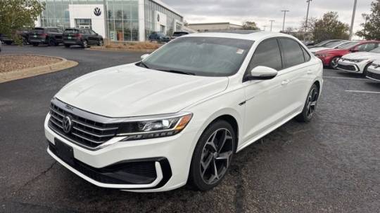 2020 Volkswagen Passat R-Line — Sedan — 63,168 mi — Lee's Summit, MO