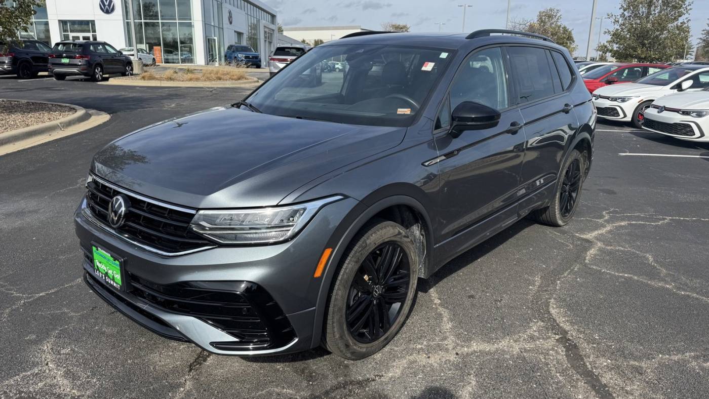 2022 Volkswagen Tiguan SE R-Line Black — SUV — 68,262 mi — Lee's Summit, MO