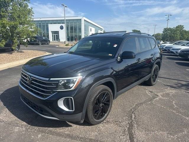 2024 Volkswagen Atlas SE with Technology — SUV — 35,586 mi — Lee's Summit, MO
