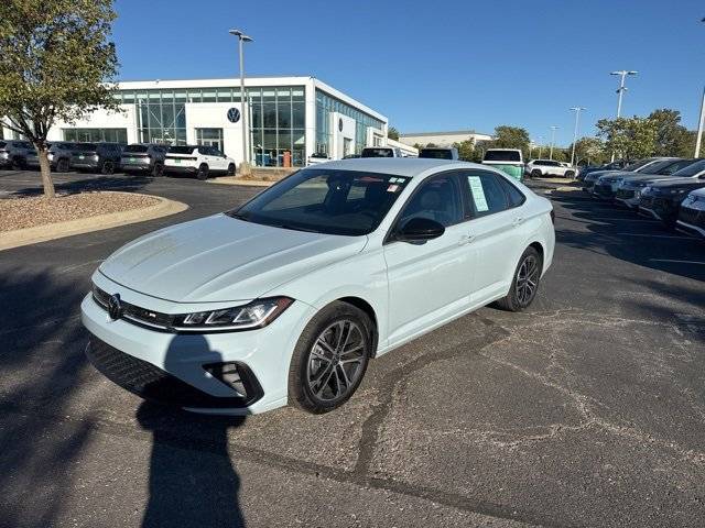 2025 Volkswagen Jetta Sport — Sedan — 10,463 mi — Lee's Summit, MO