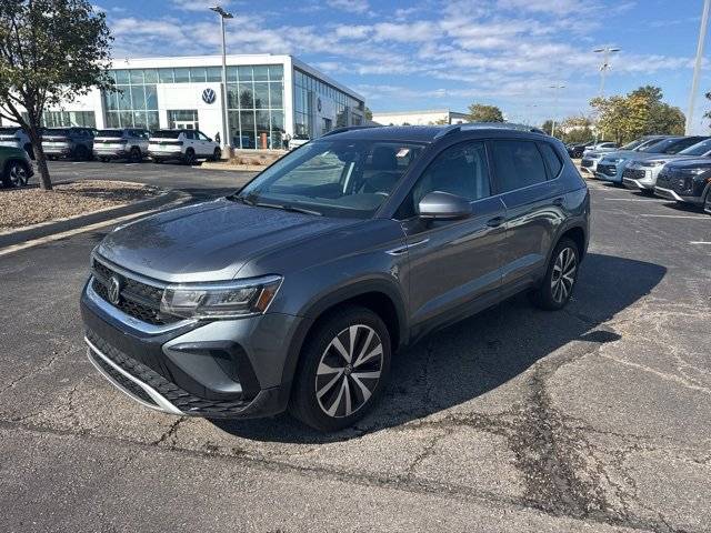 2024 Volkswagen Taos SE — SUV — 6,395 mi — Lee's Summit, MO
