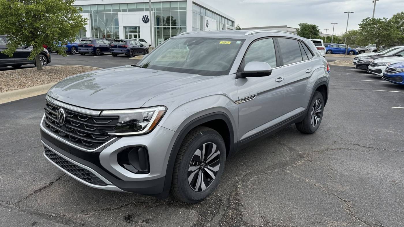 2024 Volkswagen Atlas Cross Sport SE — SUV — 5,412 mi — Lee's Summit, MO