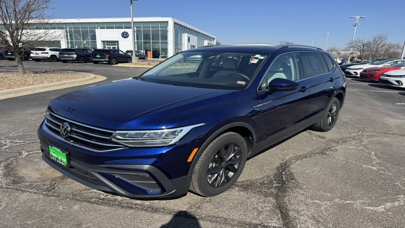2024 Volkswagen Tiguan SE — SUV — 7,569 mi — Lee's Summit, MO