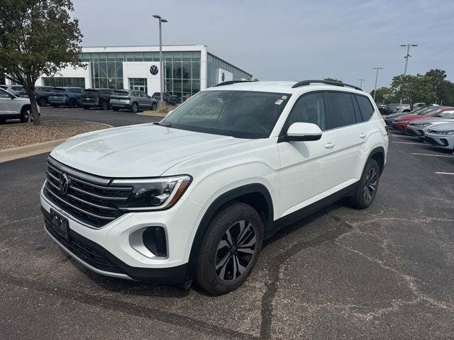 2024 Volkswagen Atlas SE — SUV — 33,417 mi — Lee's Summit, MO