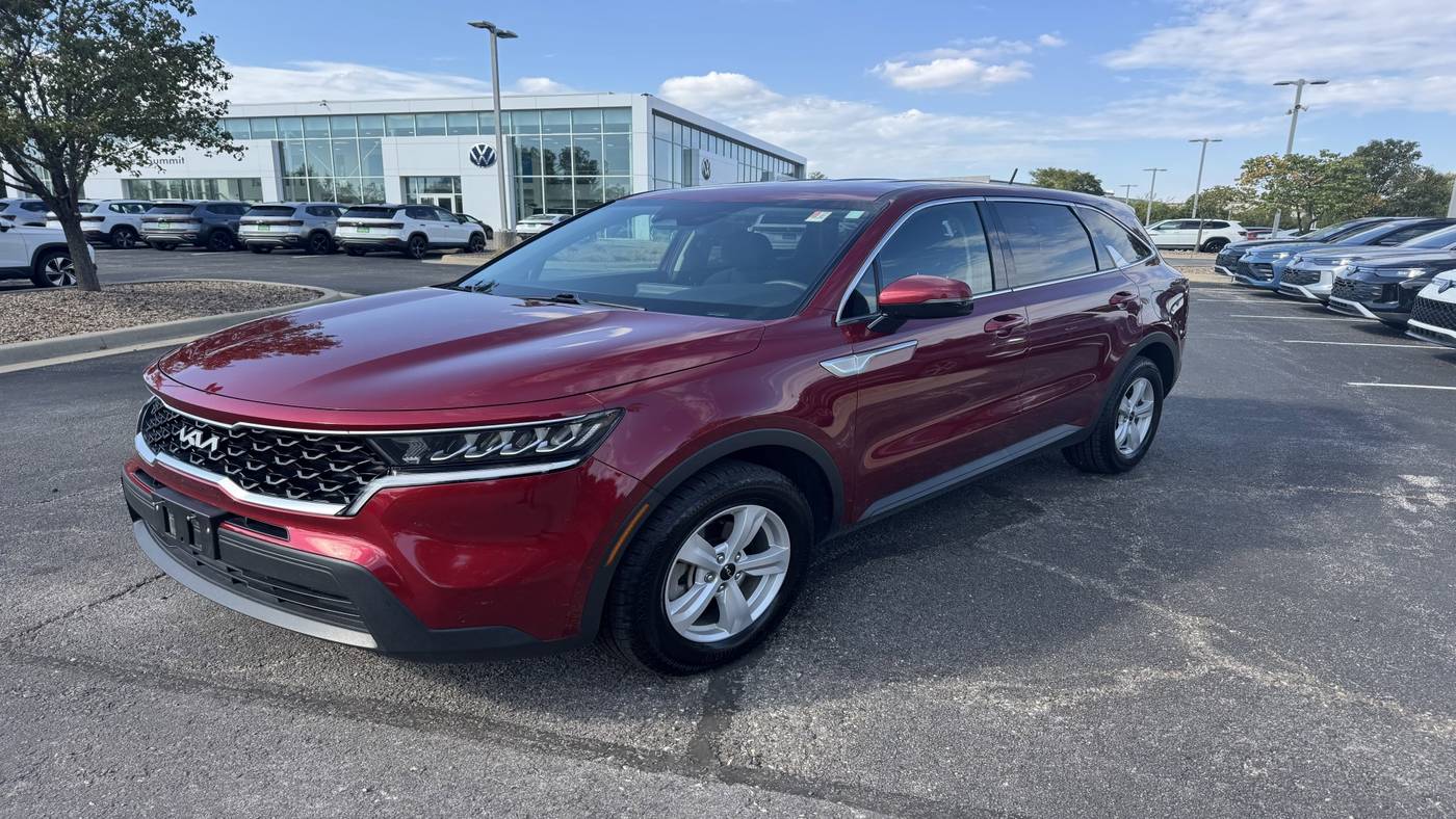 2023 Kia Sorento LX — SUV — 61,411 mi — Lee's Summit, MO