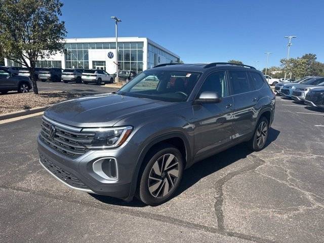 2024 Volkswagen Atlas SE with Technology — SUV — 43,394 mi — Lee's Summit, MO