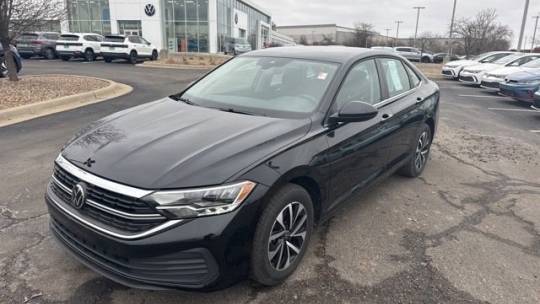2023 Volkswagen Jetta S — Sedan — 5,134 mi — Lee's Summit, MO