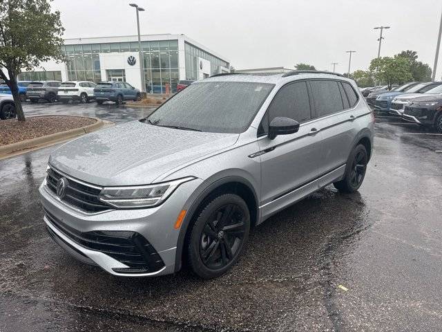 2024 Volkswagen Tiguan SE R-Line Black — SUV — 6,773 mi — Lee's Summit, MO
