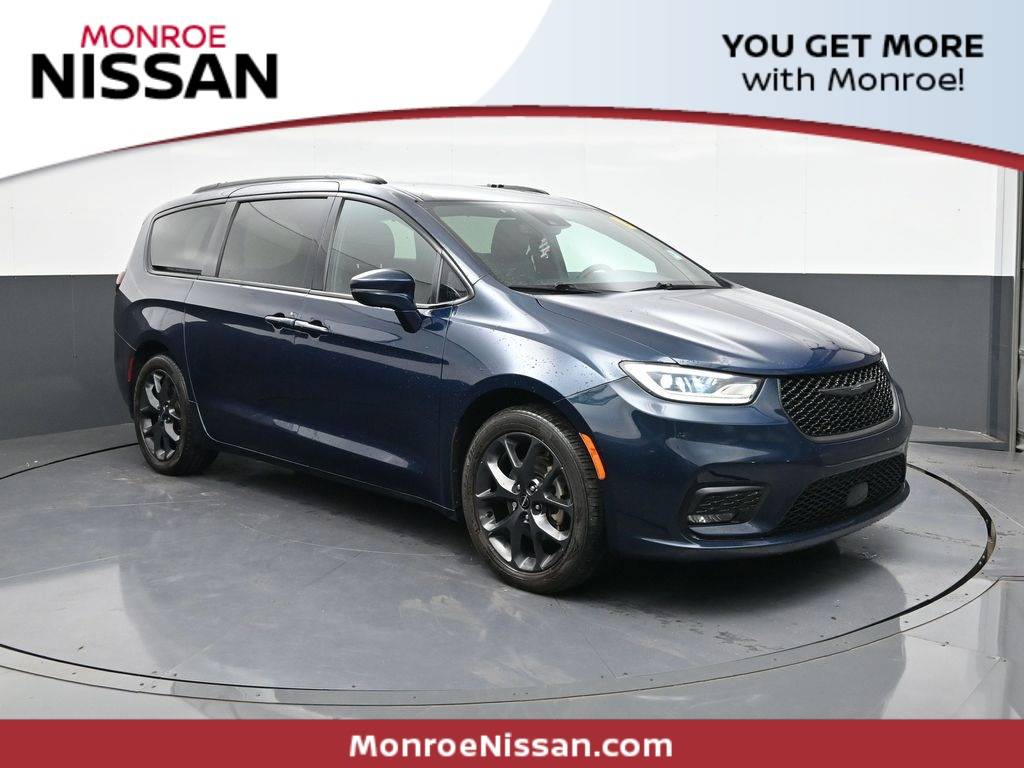 2021 Chrysler Pacifica Touring L — Minivan — 60,989 mi — Monroe, NC