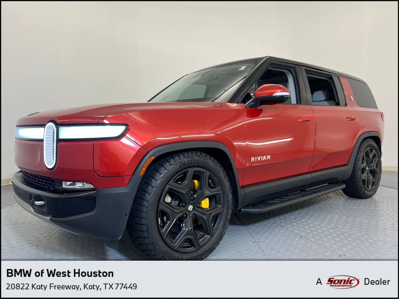 2023 Rivian R1S