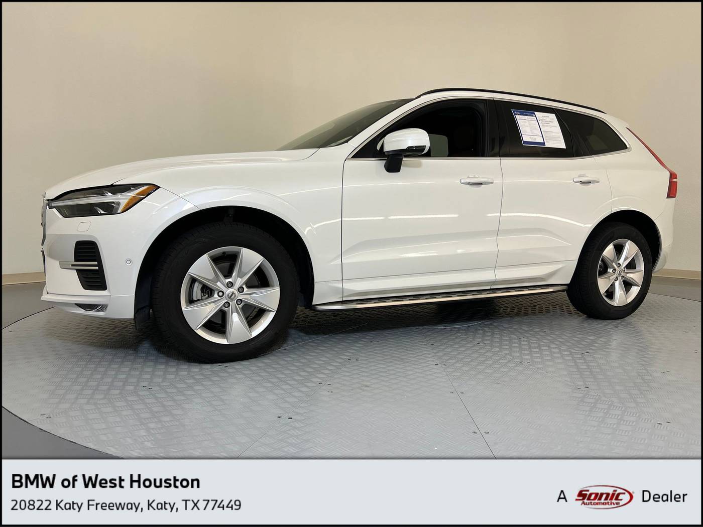 2022 Volvo XC60 Momentum — SUV — 17,092 mi — Katy, TX