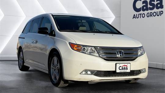 2013 Honda Odyssey Touring — Minivan — 70,552 mi — El Paso, TX