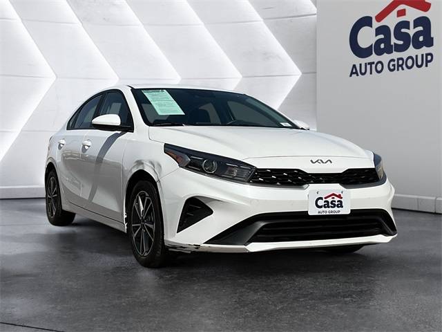 2023 Kia Forte LXS — Sedan — 17,417 mi — El Paso, TX
