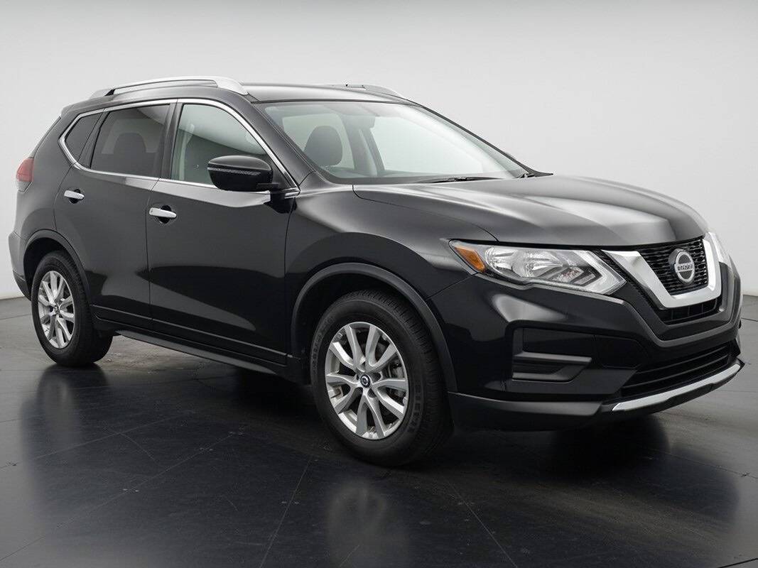 2019 Nissan Rogue SV — SUV — 122,101 mi — Santa Ana, CA