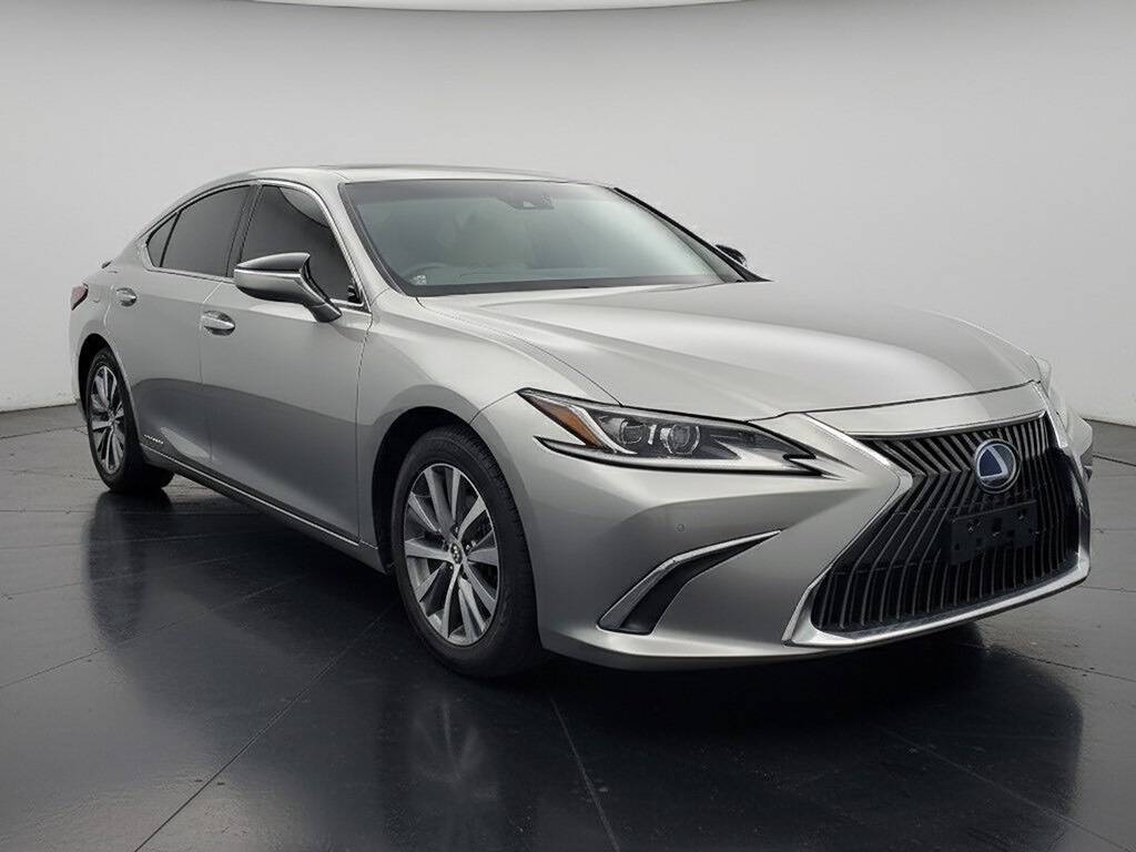2020 Lexus ES ES 300h — Sedan — 111,111 mi — Santa Ana, CA