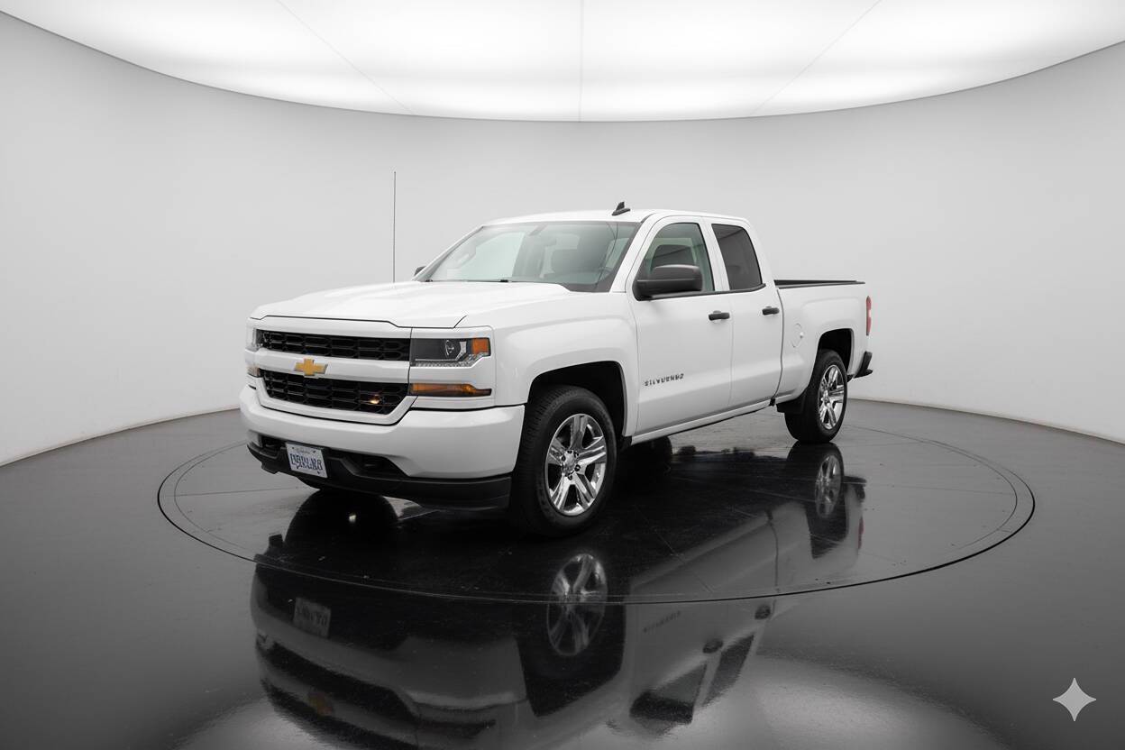 2018 Chevrolet Silverado 1500 Custom — Pickup Truck — 106,723 mi — Santa Ana, CA