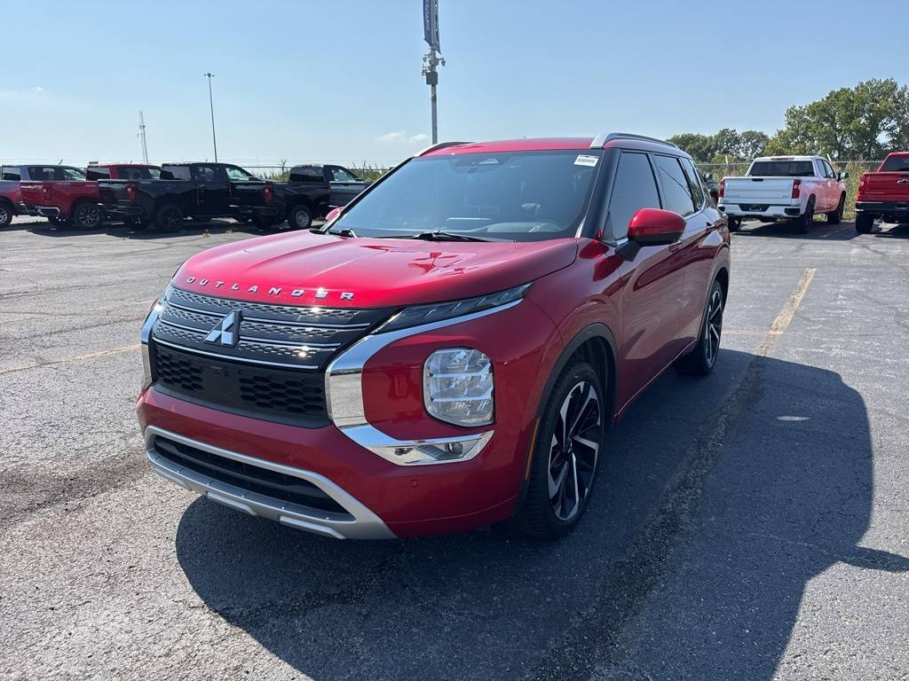 2022 Mitsubishi Outlander SEL — SUV — 50,560 mi — Merrillville, IN