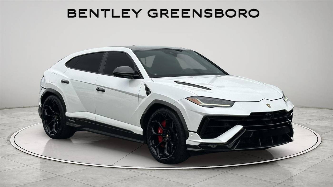 2023 Lamborghini Urus Performante